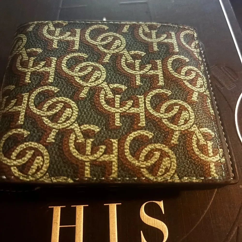 Coach sophisticated key